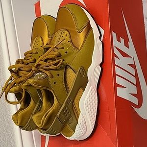 Nike Air Huarache Run